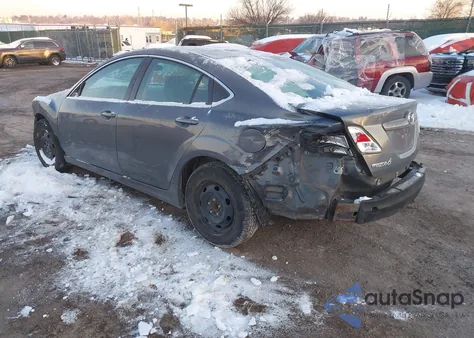 2010 Mazda Mazda6 I Sport z USA, uszkodzony, nr VIN 1YVHZ8BH4A5M42966